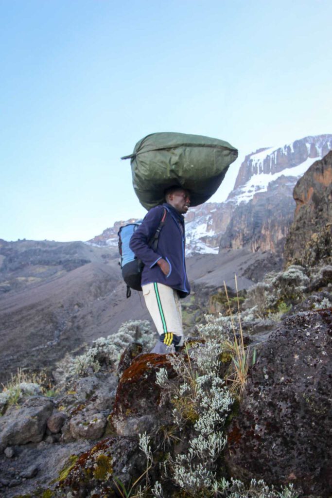 Mangotrails, Tansania, Kilimanjaro, Foto, Träger